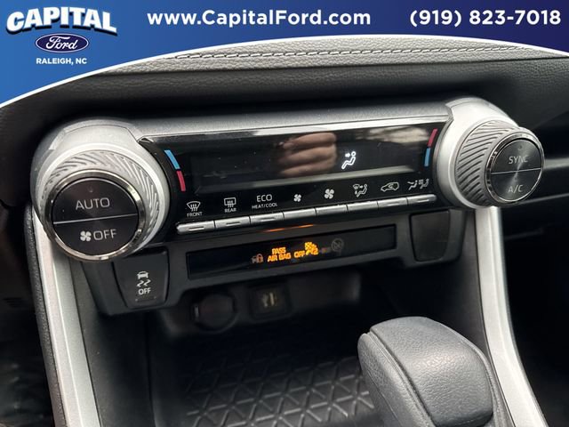 Used 2023 Toyota RAV4 XLE w/ Convenience Package image 29