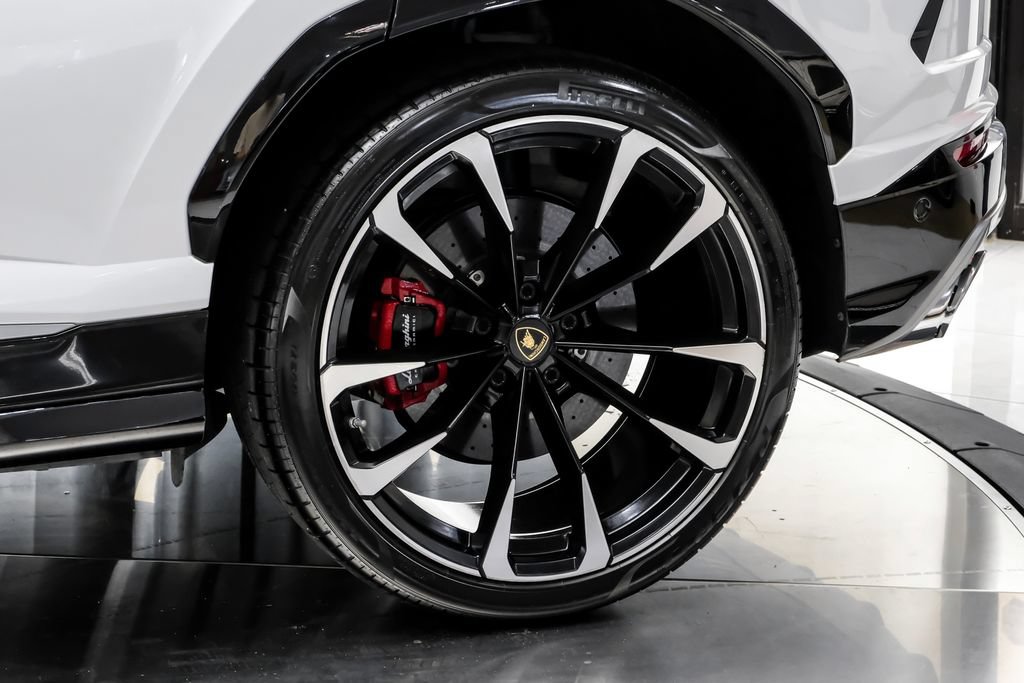 Used 2019 Lamborghini Urus AWD/4WD image 55