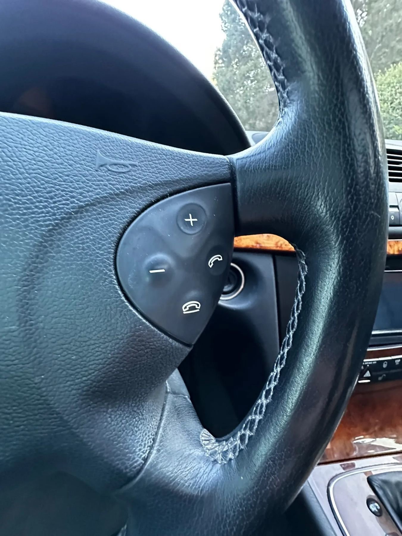 Used 2005 Mercedes-Benz E 320 Sedan image 33