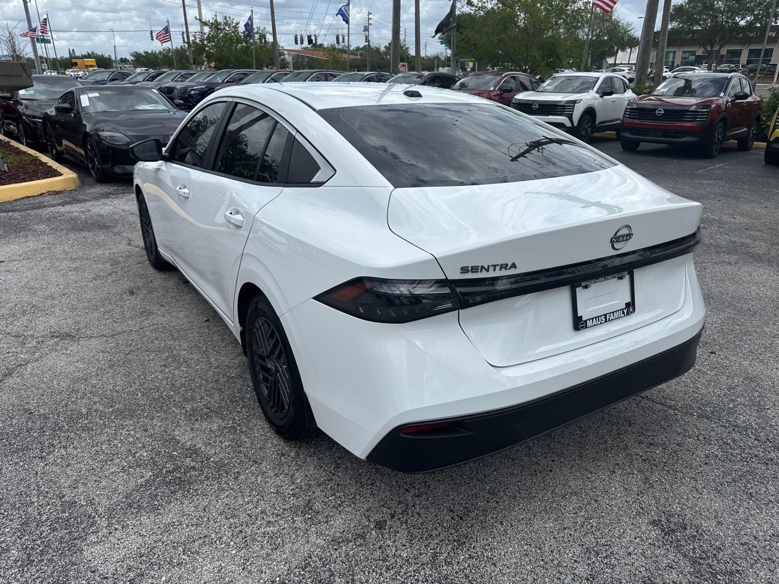 Certified 2026 Nissan Sentra SV w/ SV Convenience Package FWD image 7