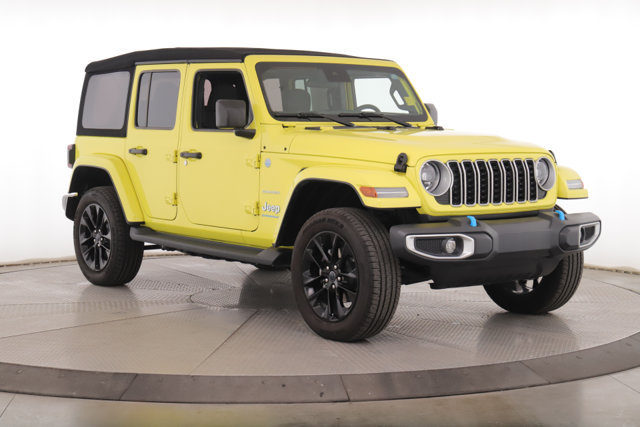 Used 2024 Jeep Wrangler Unlimited Sahara AWD/4WD image 2