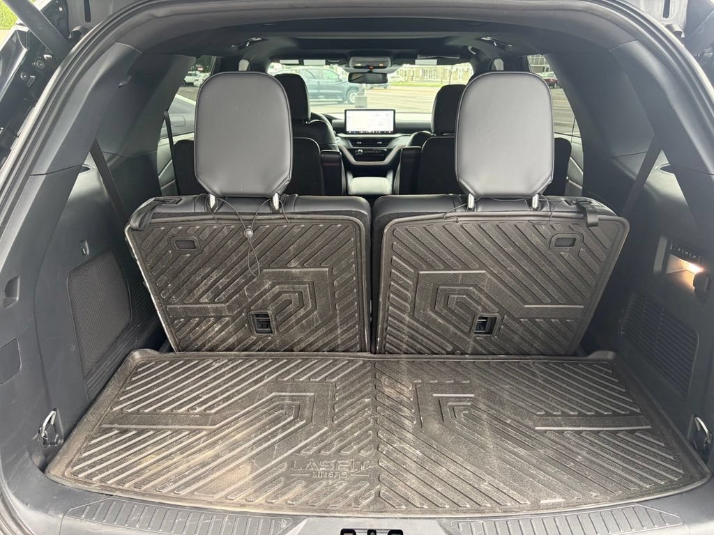 Used 2026 Ford Explorer ST w/ Sun And Sound Package AWD/4WD image 6
