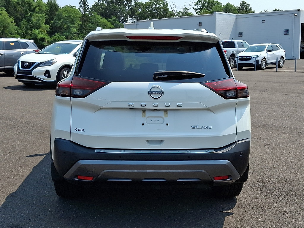 Used 2022 Nissan Rogue SL w/ SL Premium Package AWD/4WD image 5
