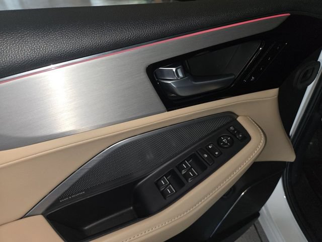 Used 2025 Acura MDX FWD w/ Technology Package image 13