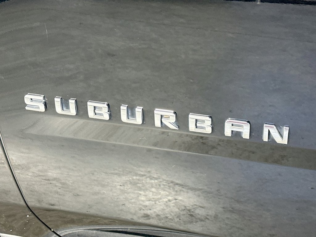 Used 2019 Chevrolet Suburban LT AWD/4WD image 27