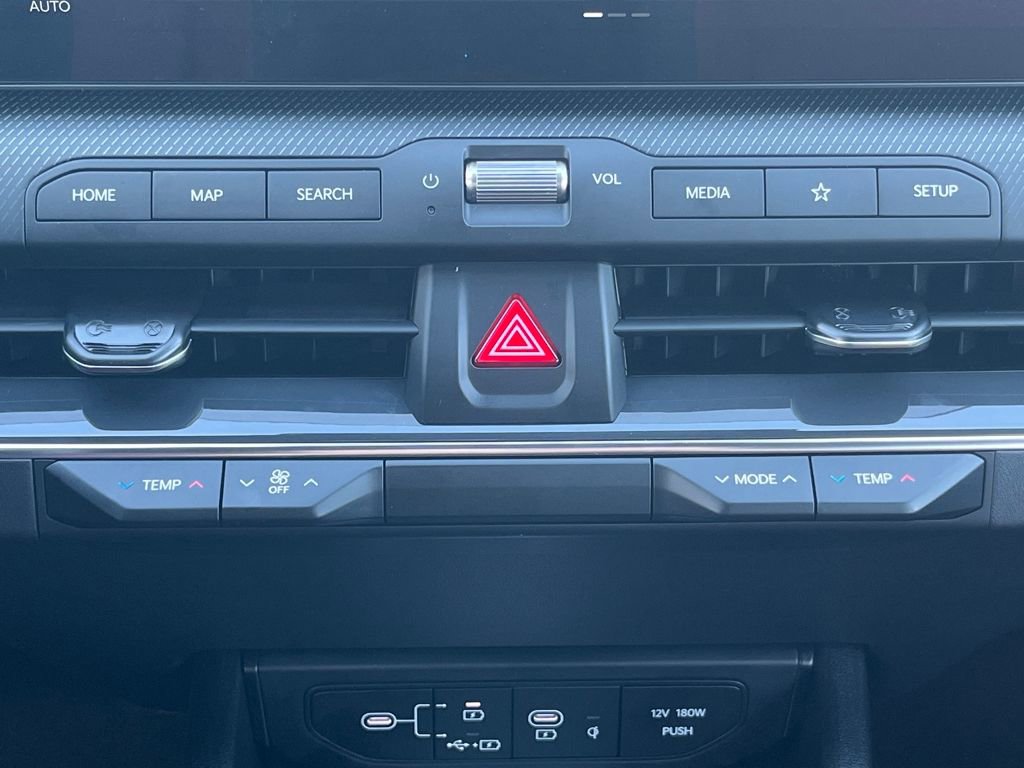 New 2025 Kia K4 GT-Line image 30