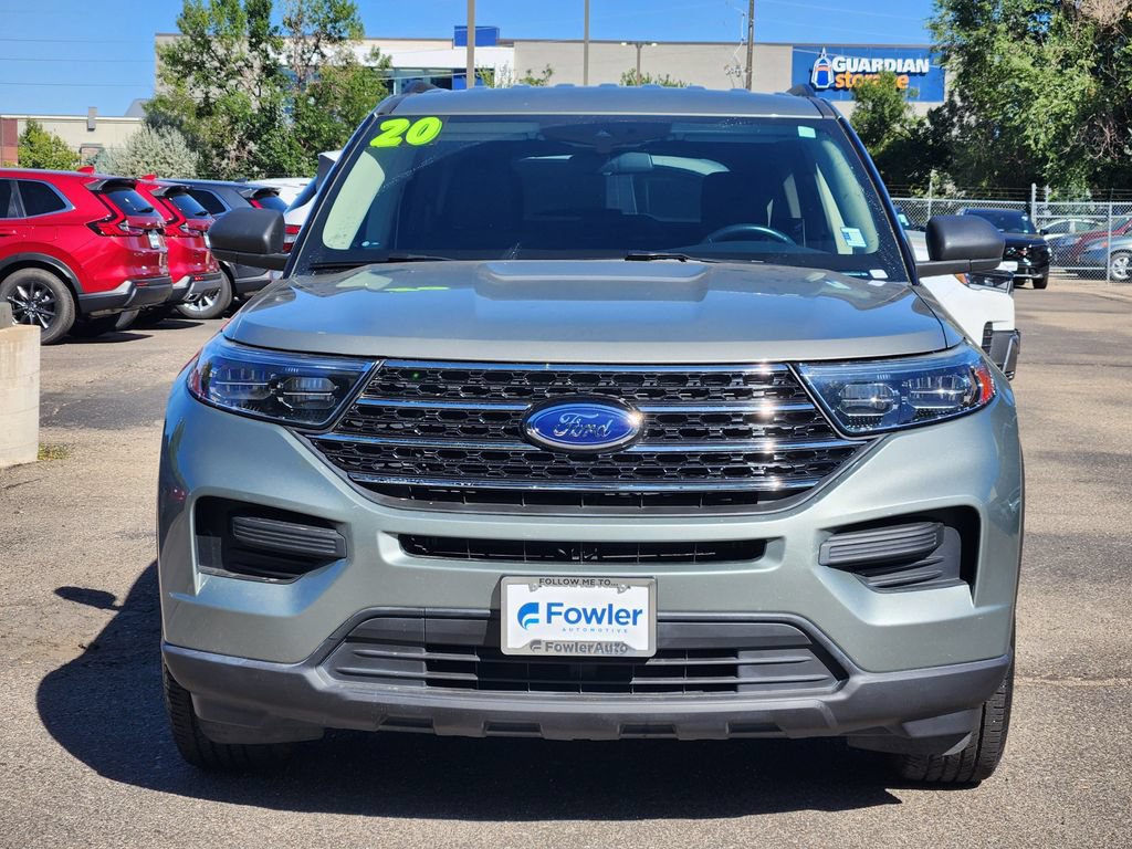 Used 2020 Ford Explorer XLT w/ Comfort Package AWD/4WD image 2