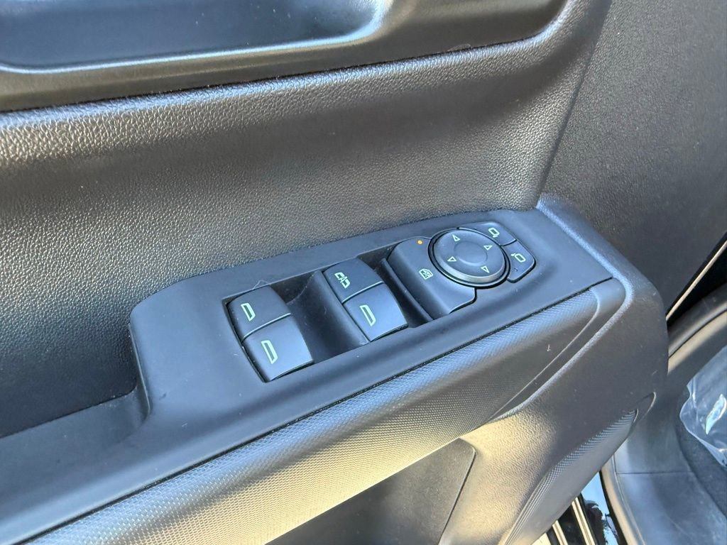 Used 2025 Chevrolet Silverado 1500 Custom image 22