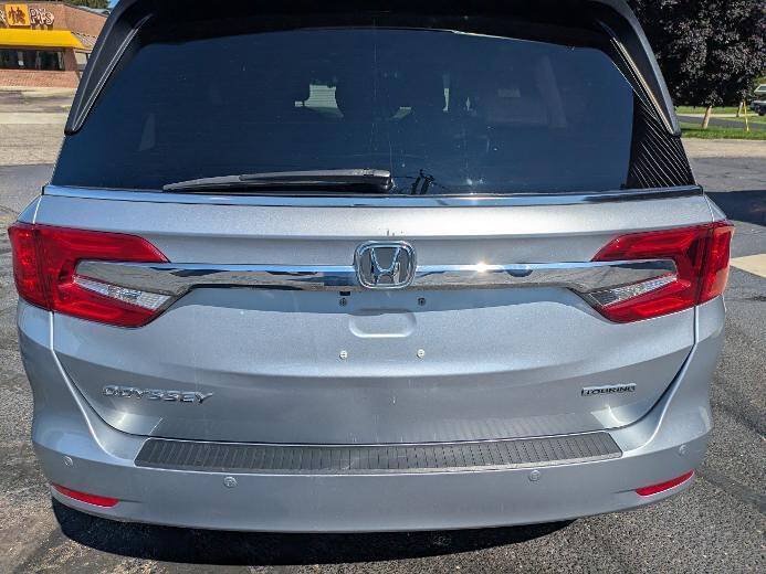Used 2018 Honda Odyssey Touring image 8