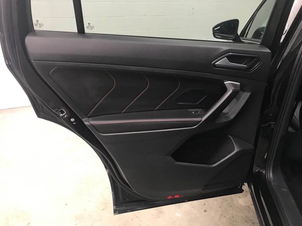 Used 2024 Volkswagen Tiguan SE image 22