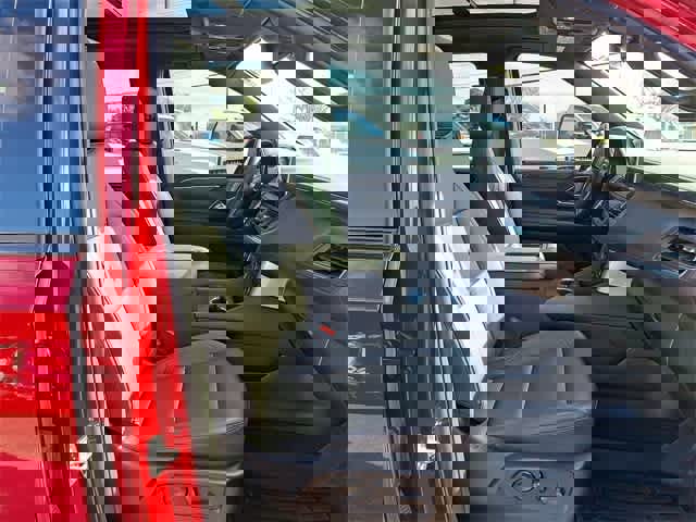 Certified 2024 Chevrolet Tahoe Z71 w/ Off-Road Capability Package image 34