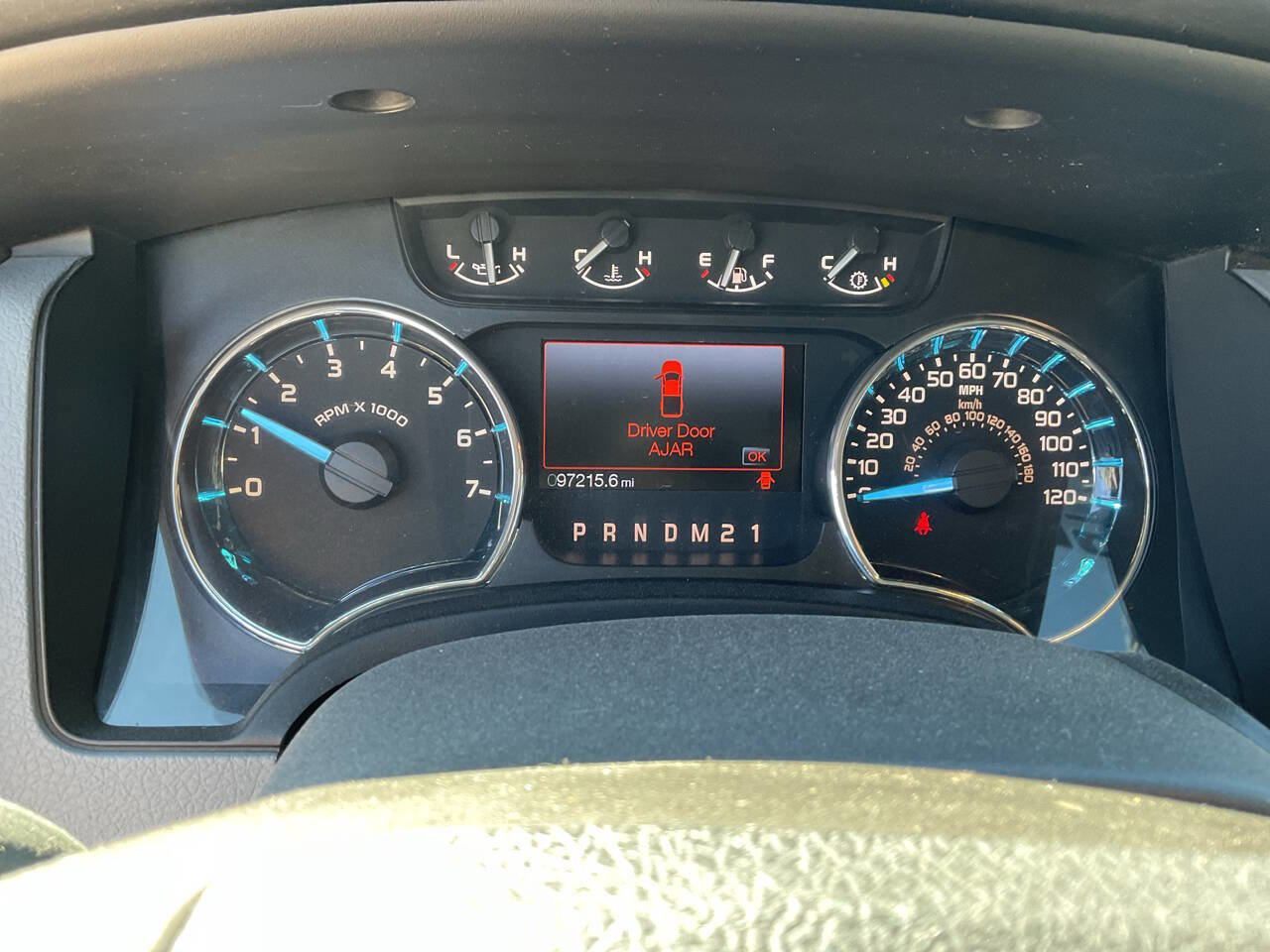 Used 2011 Ford F150 XLT w/ XLT Chrome Pkg image 16