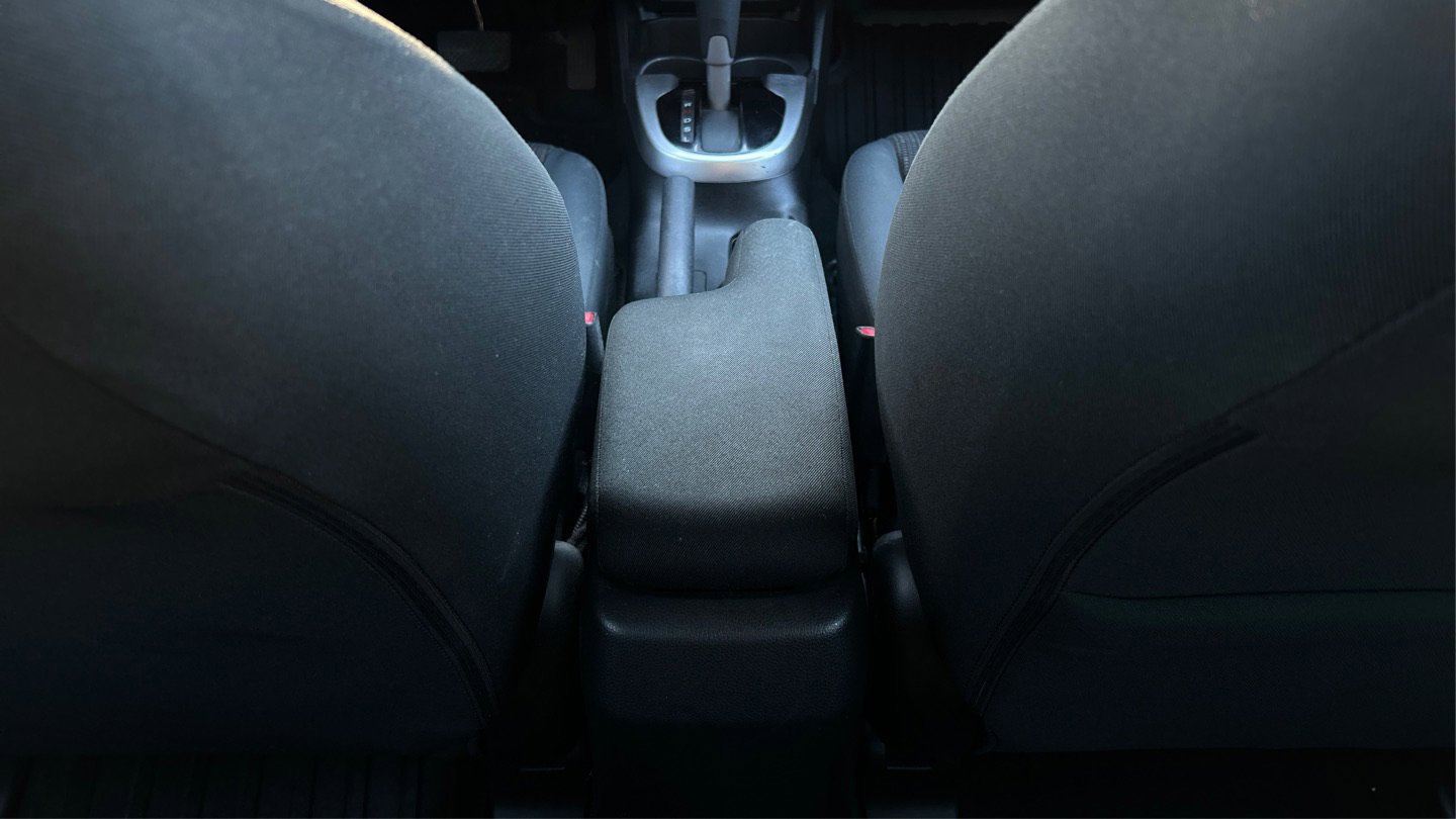 Used 2016 Honda Fit LX image 31