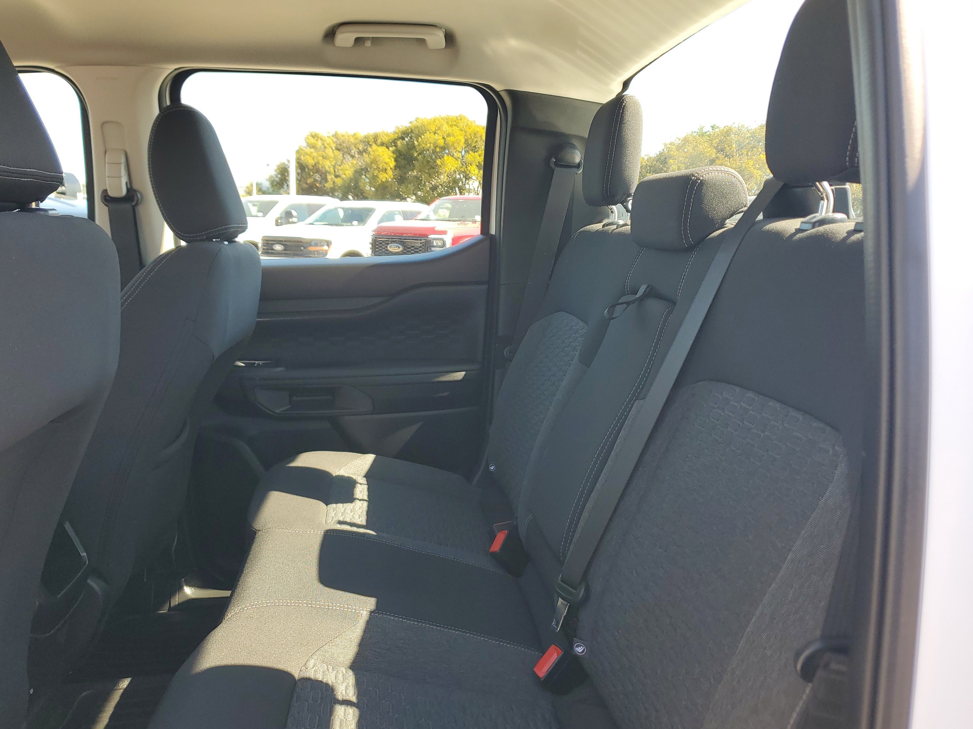 Used 2025 Ford Ranger XL image 12