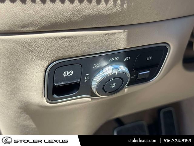 Used 2021 Aston Martin DBX AWD/4WD image 21