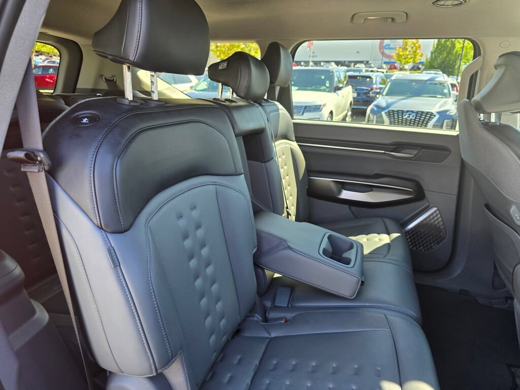 Certified 2024 Kia EV9 Wind AWD/4WD image 31