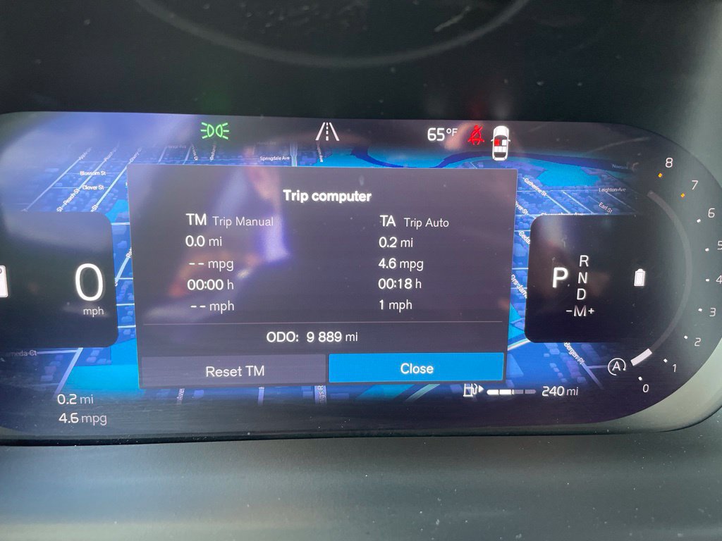Certified 2024 Volvo S60 B5 Plus w/ Climate Package AWD/4WD image 23