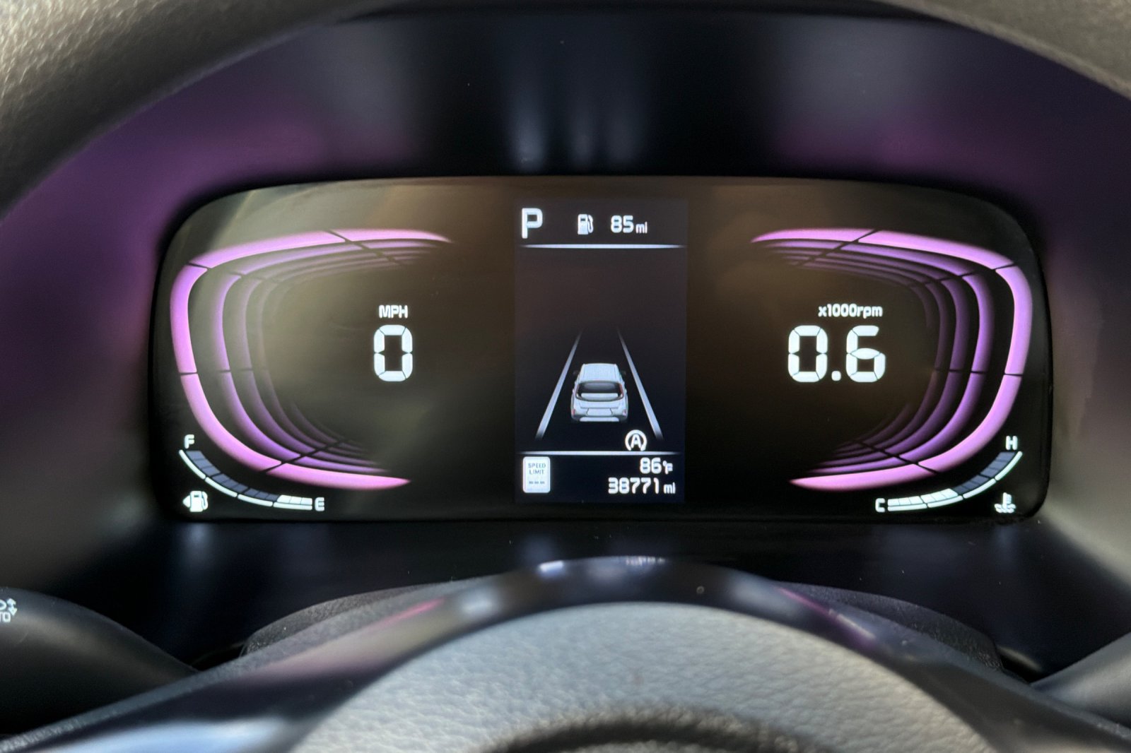 Used 2024 Kia Soul LX w/ LX Technology Package FWD image 23