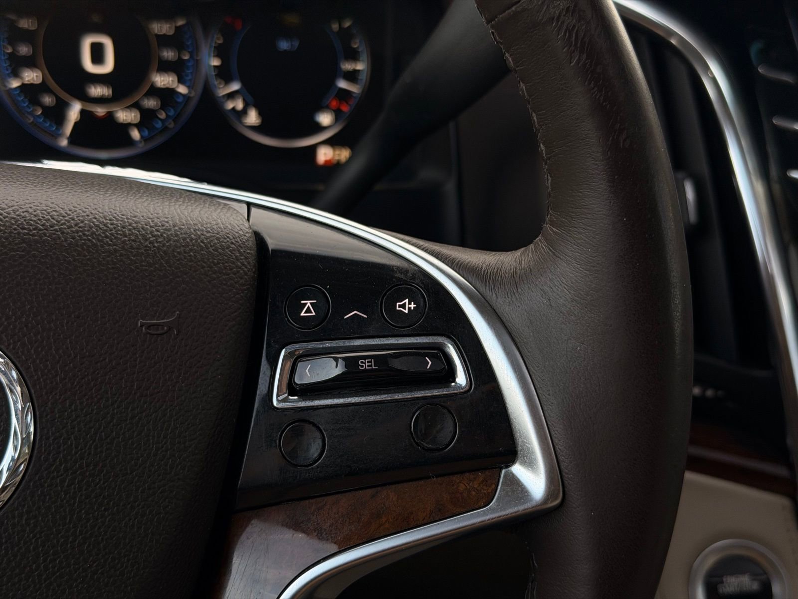 Used 2015 Cadillac Escalade ESV Premium AWD/4WD image 44