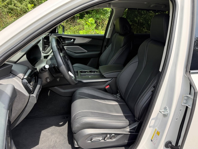 Used 2026 Acura MDX w/ Technology Package FWD image 11