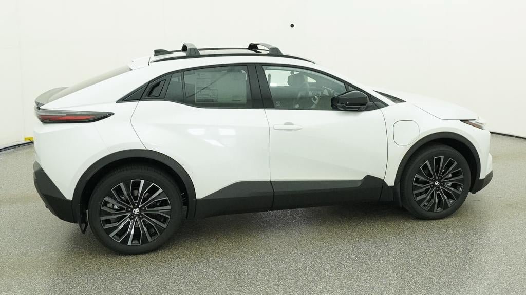 New 2026 Toyota C-HR AWD/4WD image 10