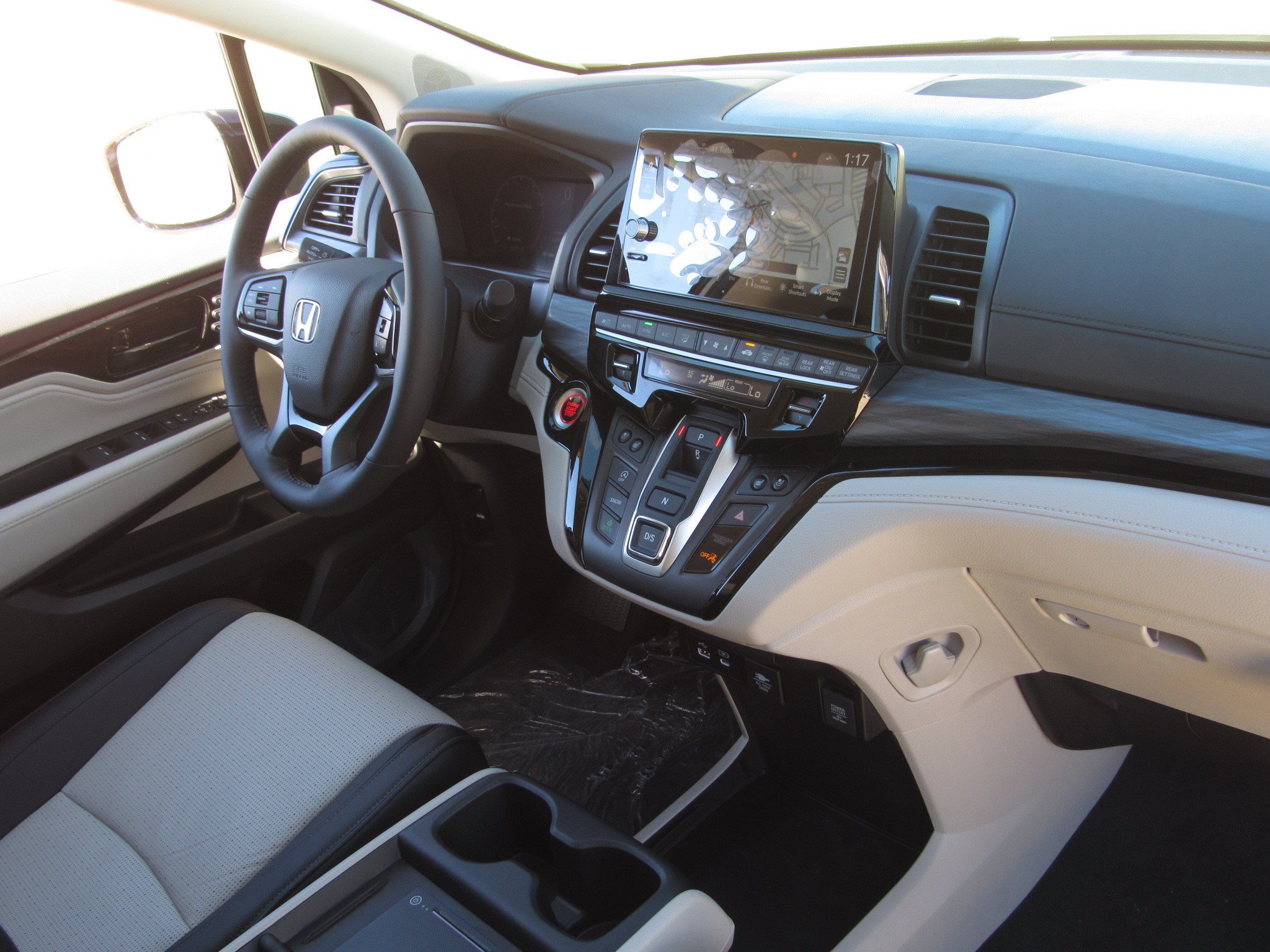 New 2026 Honda Odyssey Elite image 9