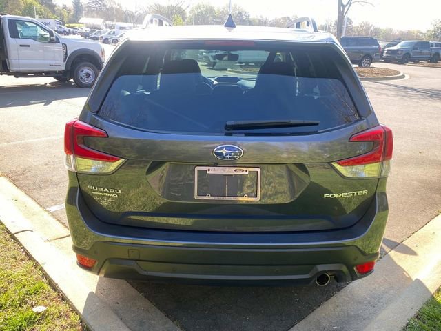 Used 2023 Subaru Forester Limited AWD/4WD image 32