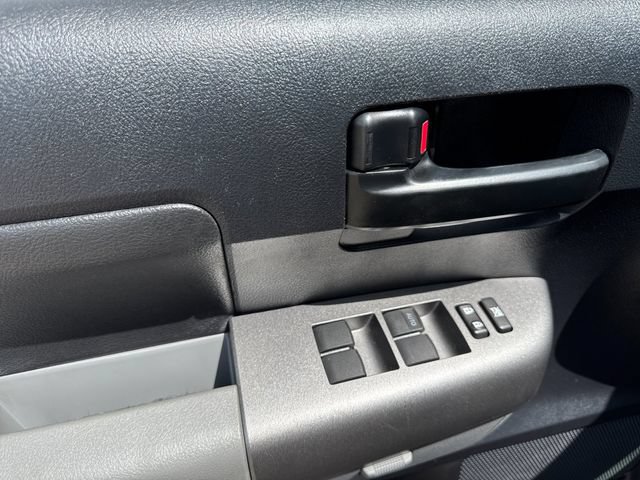 Used 2010 Toyota Tundra 4x4 Double Cab image 12