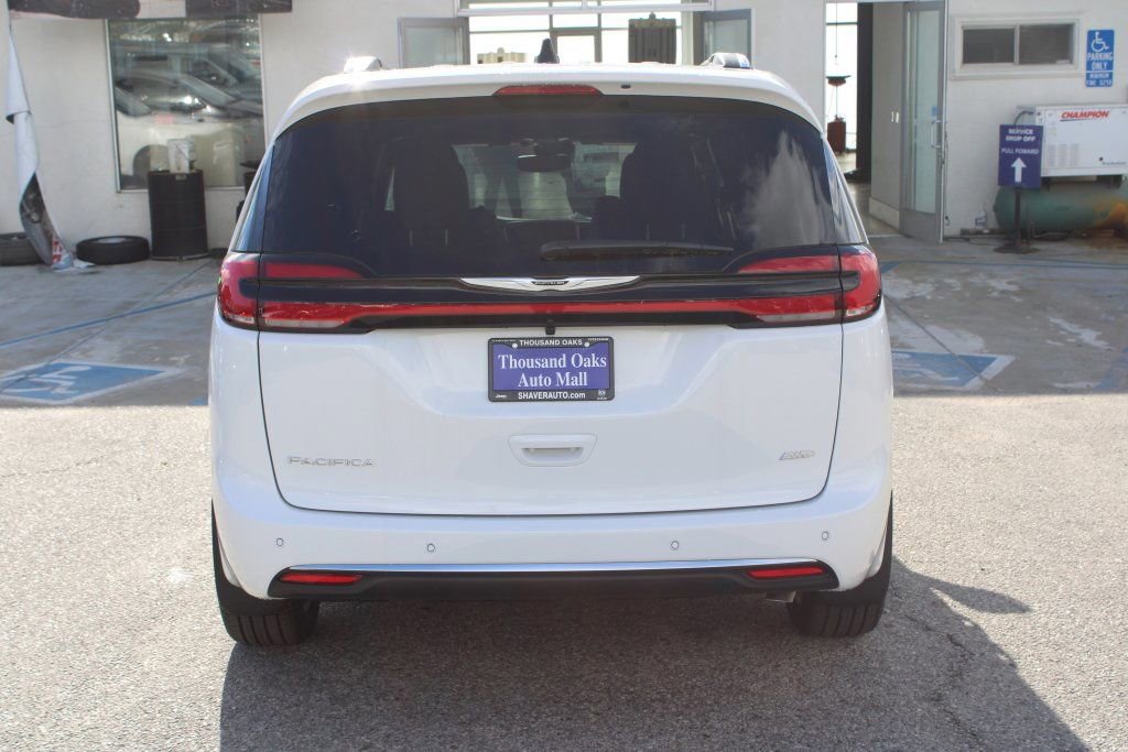 New 2026 Chrysler Pacifica Pinnacle image 5