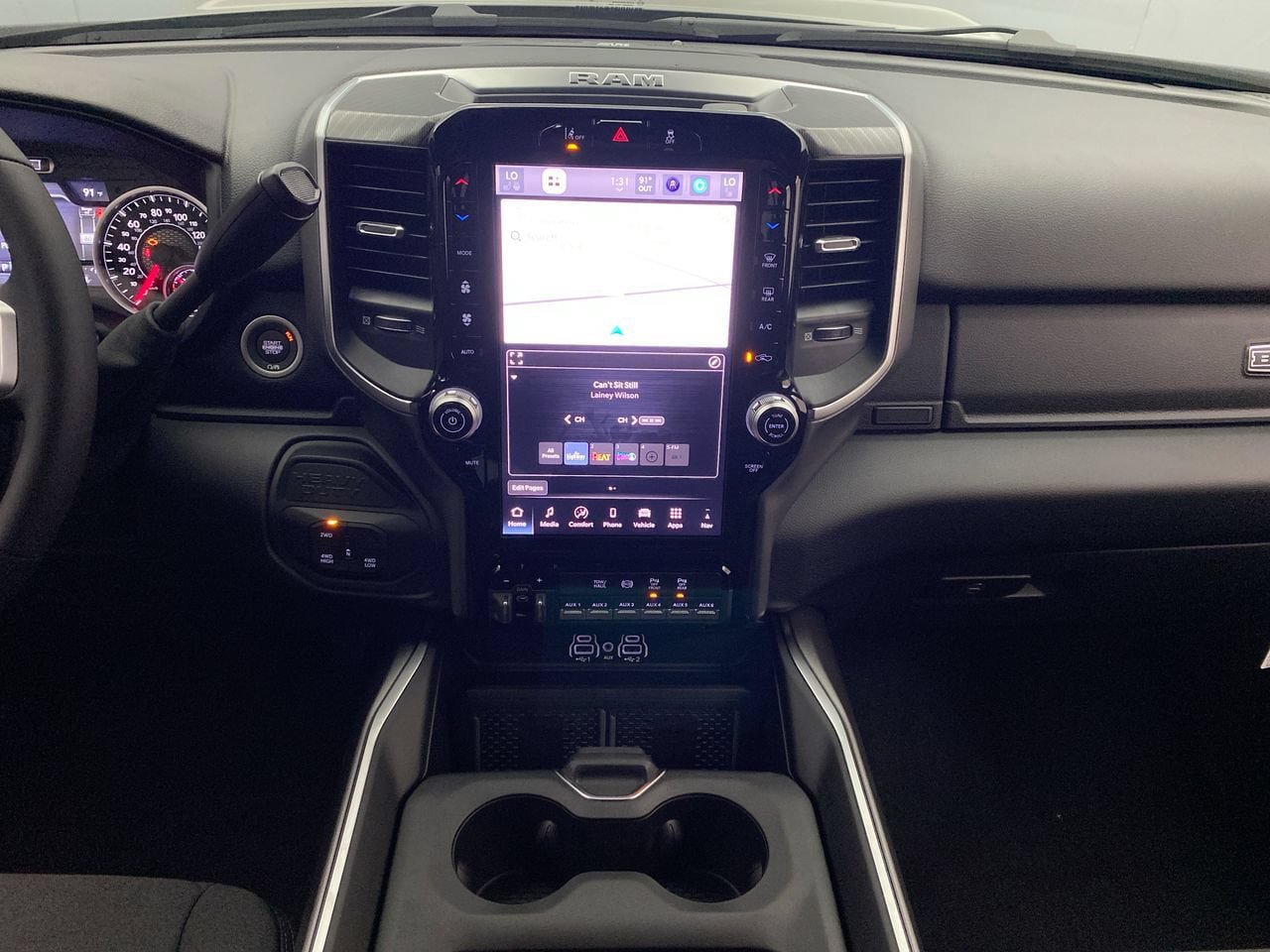 New 2026 RAM 2500 Big Horn AWD/4WD image 20