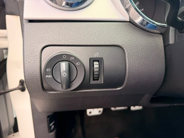Used 2005 Ford Mustang GT RWD image 15