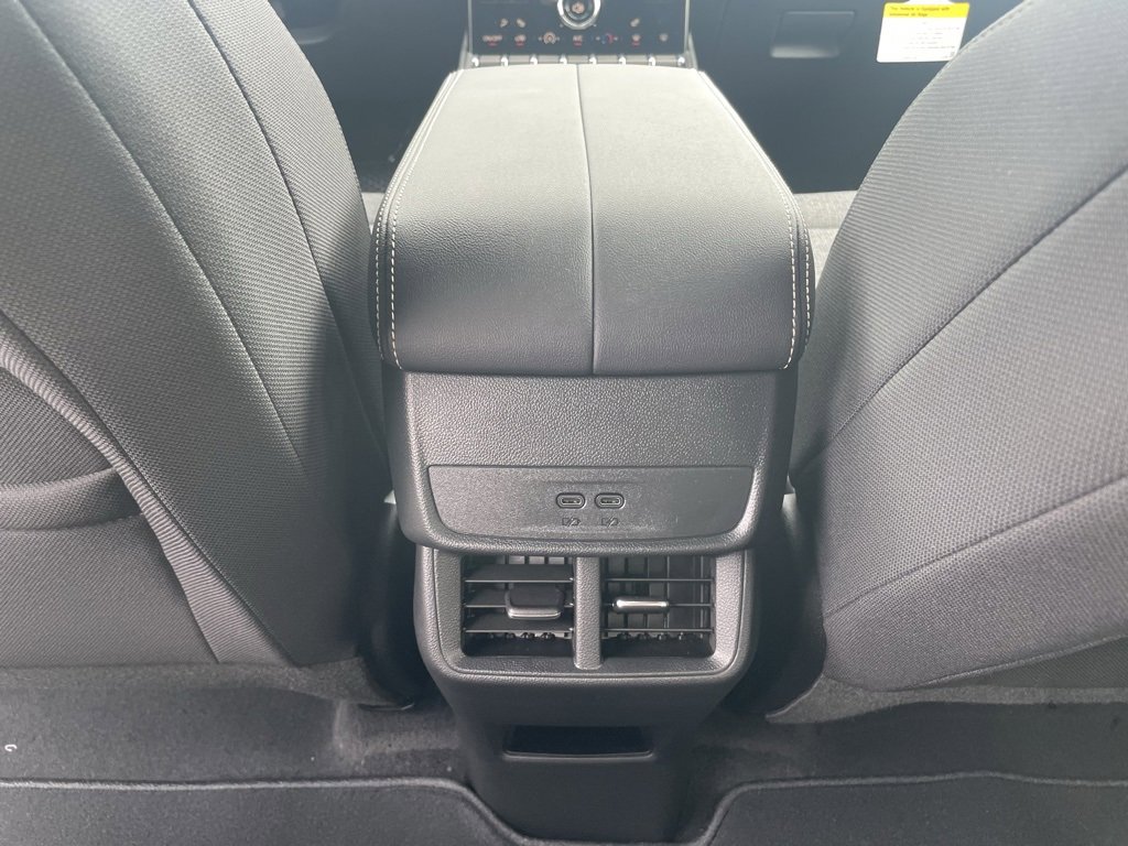 New 2026 GMC Acadia Elevation image 24