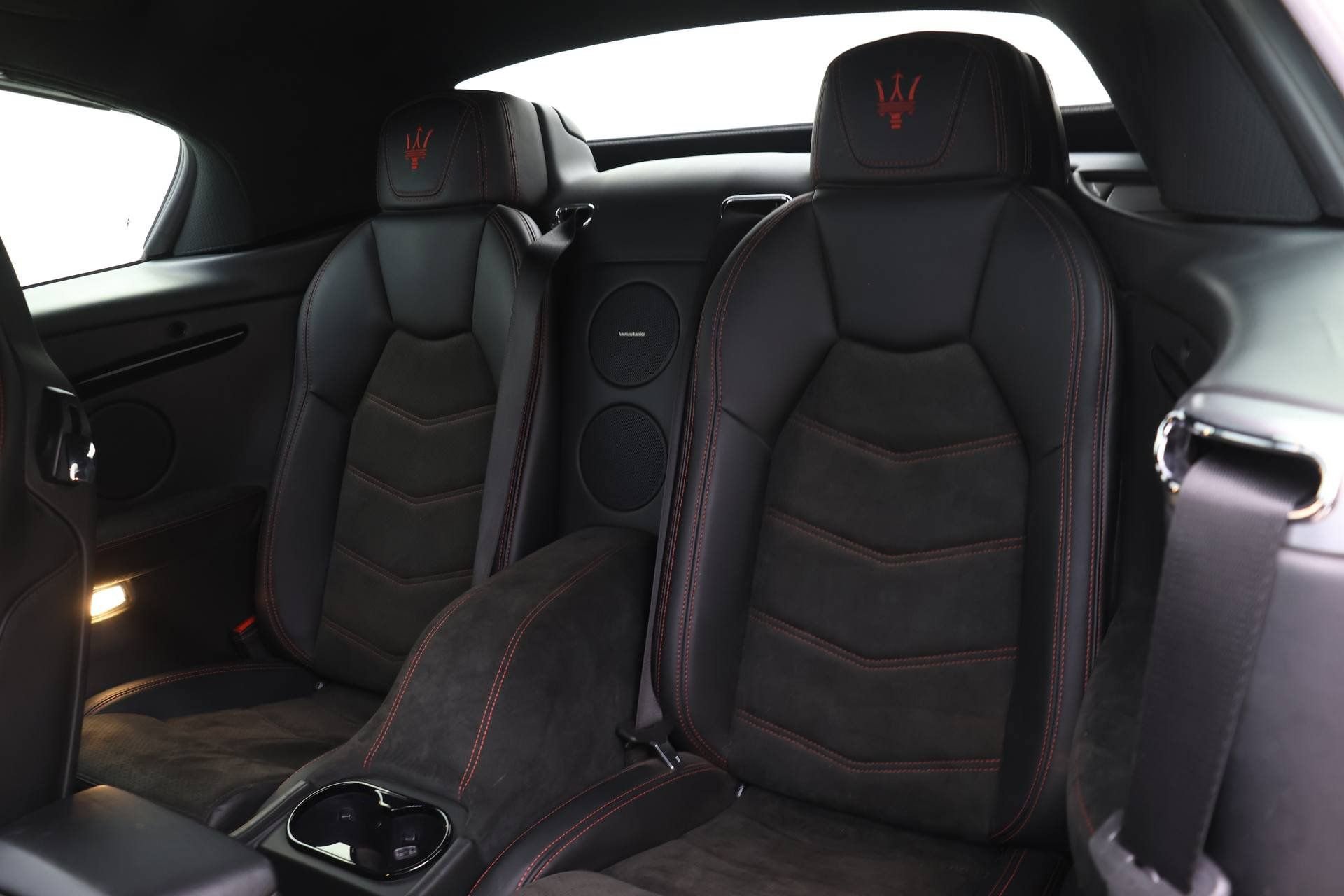 Used 2018 Maserati GranTurismo Sport image 12