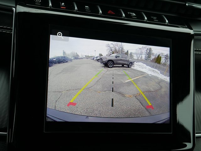 Used 2025 Jeep Grand Cherokee Altitude image 18