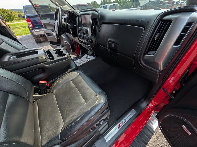 Used 2019 Chevrolet Silverado 2500 LTZ w/ Duramax Plus Package AWD/4WD image 22