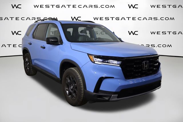 Used 2025 Honda Pilot TrailSport image 46