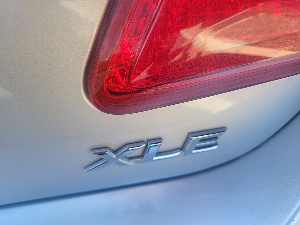 Used 2009 Toyota Camry XLE FWD image 8
