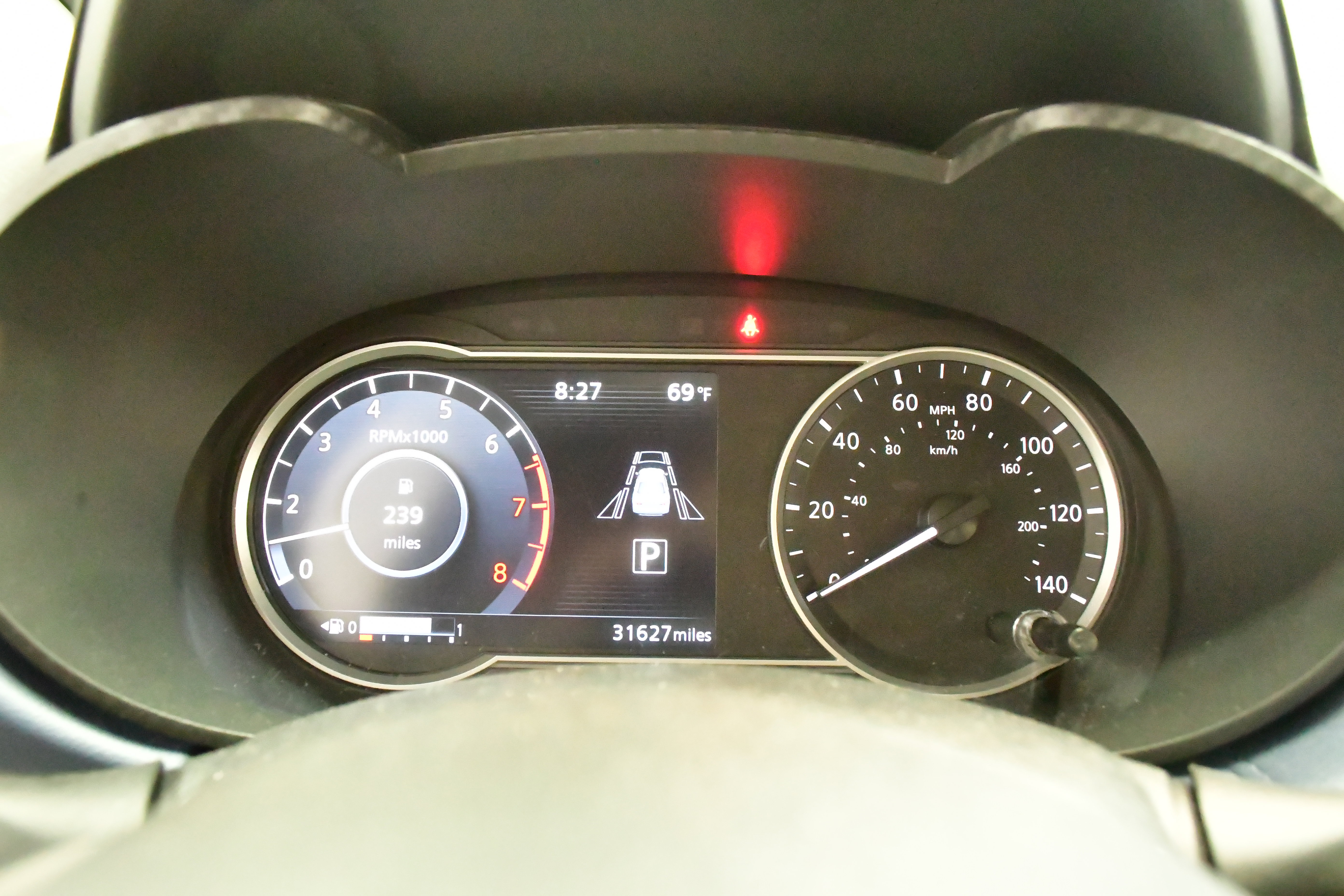Used 2025 Nissan Versa SV FWD image 17