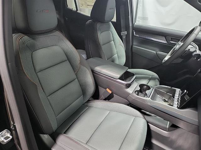 New 2026 GMC Terrain AT4 w/ Convenience Package III image 30
