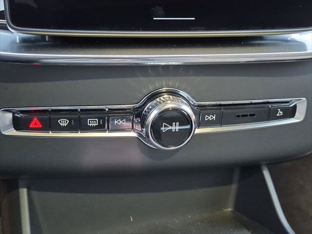 New 2027 Volvo XC90 B6 Ultra AWD/4WD image 9