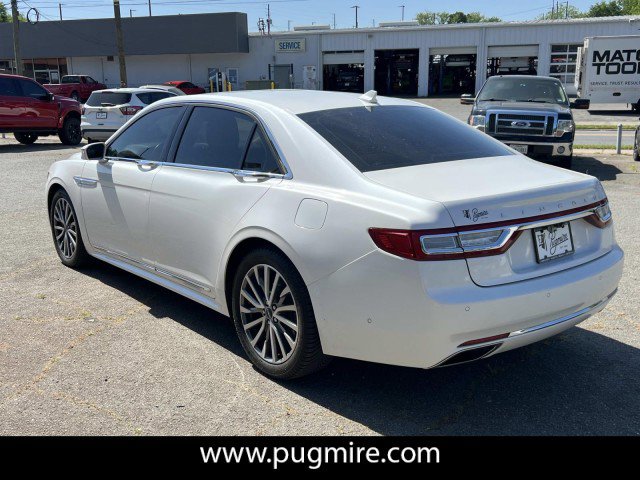 Used 2018 Lincoln Continental Select image 5