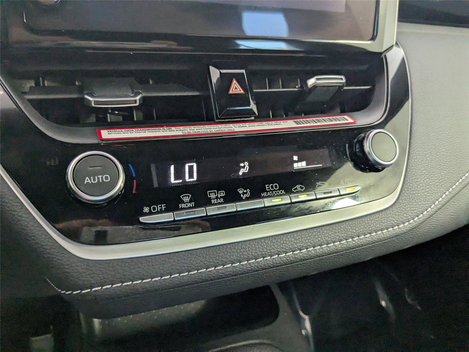 Certified 2025 Toyota Corolla SE image 18