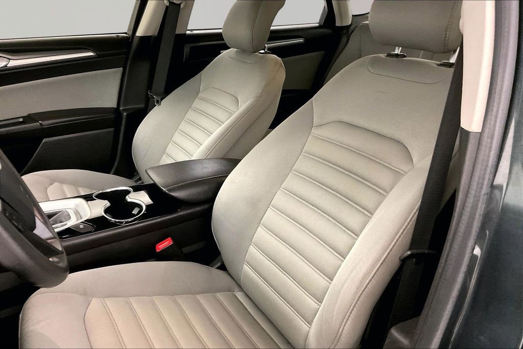 Used 2015 Ford Fusion S FWD image 18