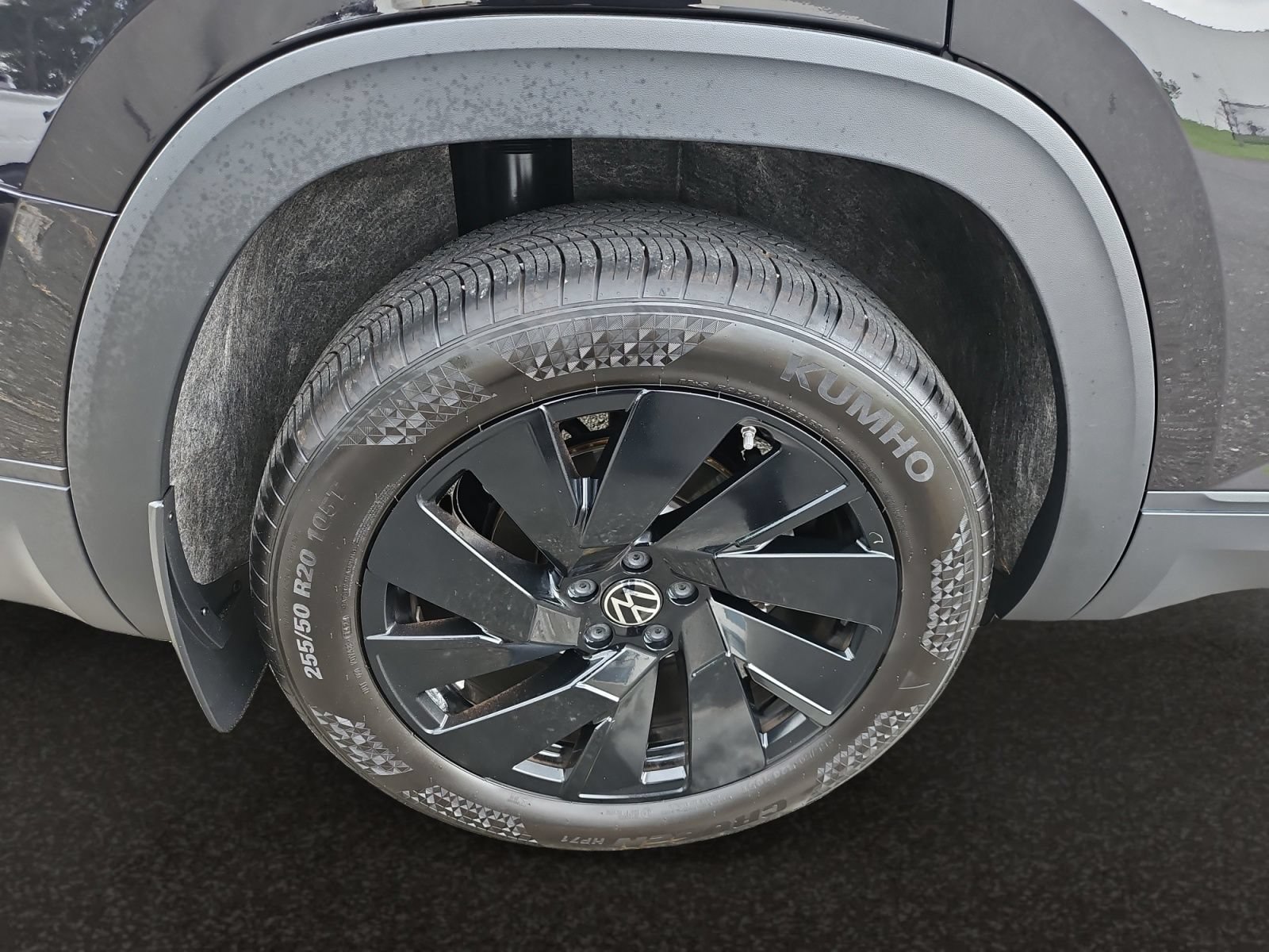 Used 2024 Volkswagen Atlas SE AWD/4WD image 41