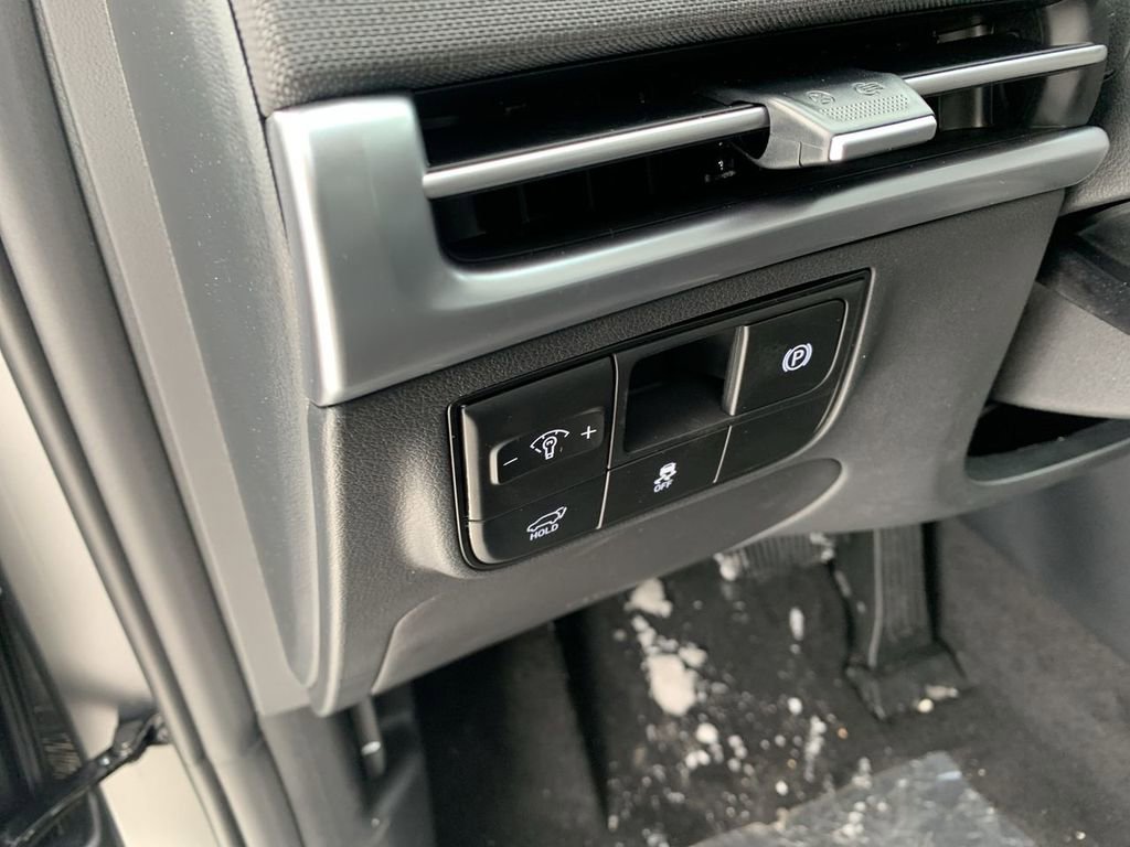New 2026 Hyundai Tucson Limited AWD/4WD image 14