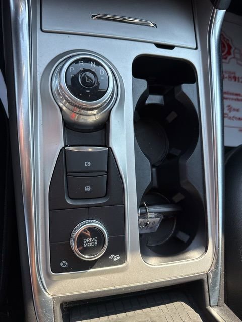 Used 2023 Ford Explorer Limited AWD/4WD image 19