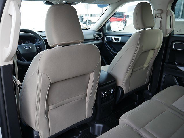 Used 2023 Ford Explorer AWD image 15