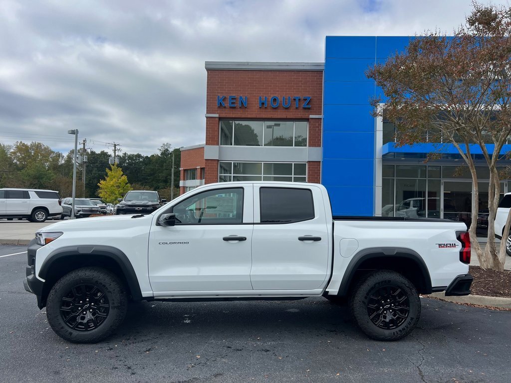 New 2026 Chevrolet Colorado Trail Boss image 2