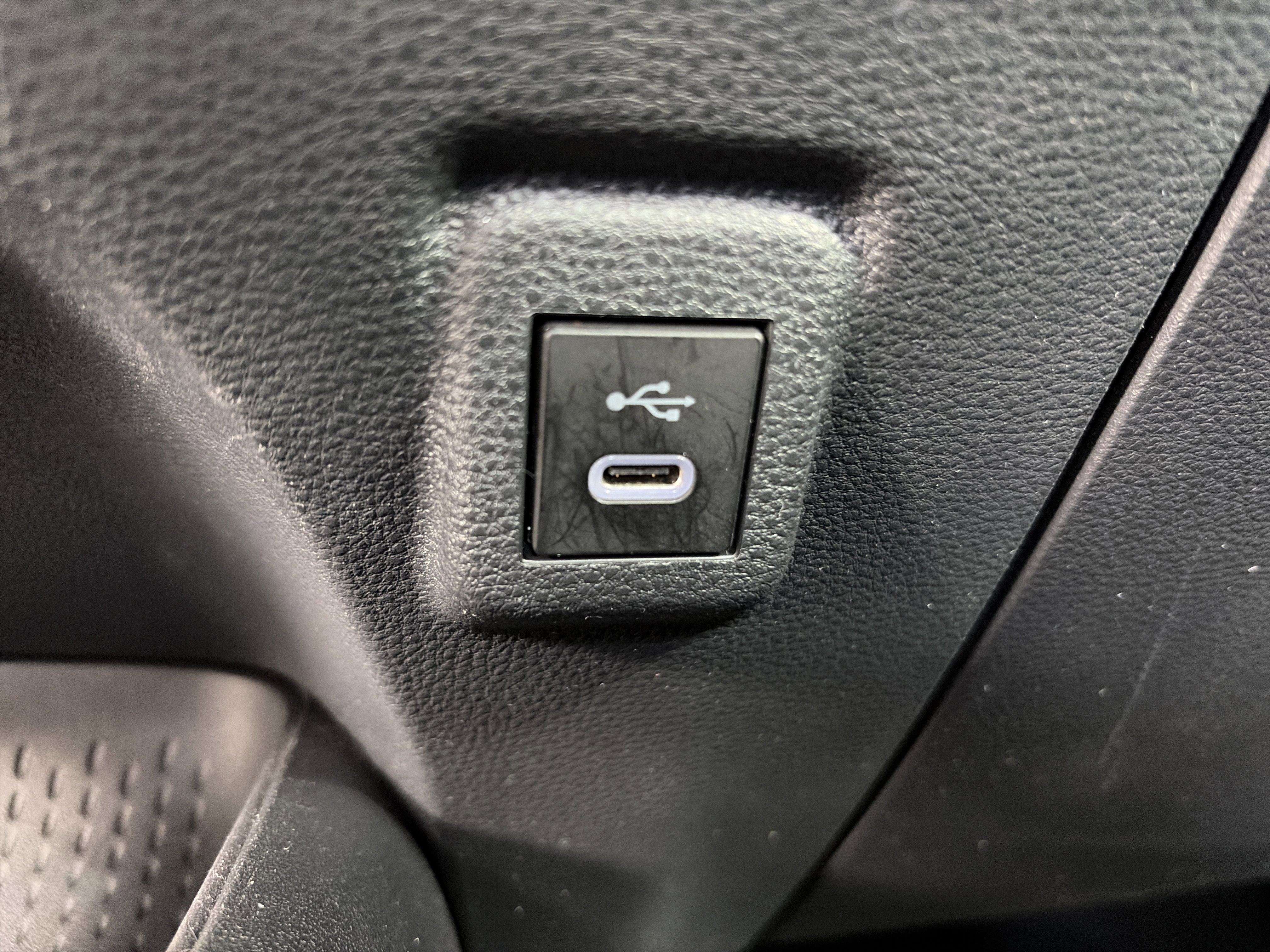 Used 2024 Toyota Corolla LE FWD image 20