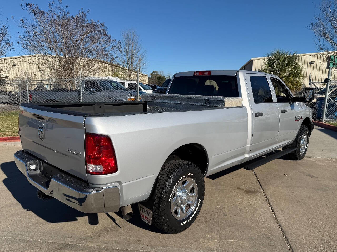 Used 2016 RAM 3500 Tradesman w/ Chrome Appearance Group AWD/4WD image 23